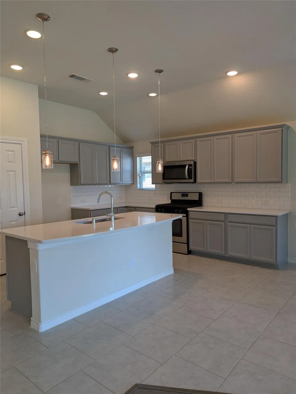 2331 Shoal Valley Lane Richmond, TX 77469
