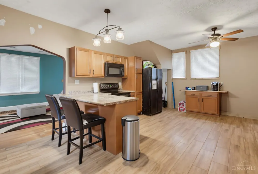 3918 Delmar Avenue Cheviot, OH 45211