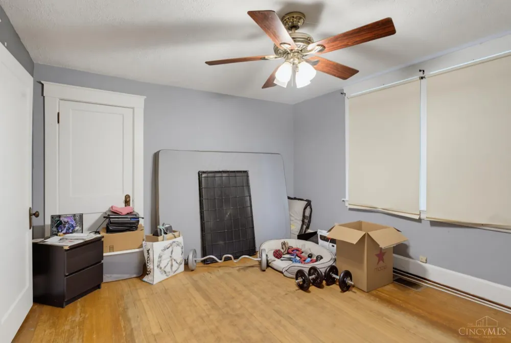 3918 Delmar Avenue Cheviot, OH 45211