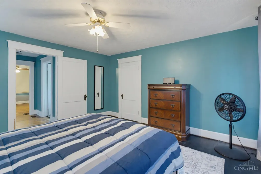 3918 Delmar Avenue Cheviot, OH 45211