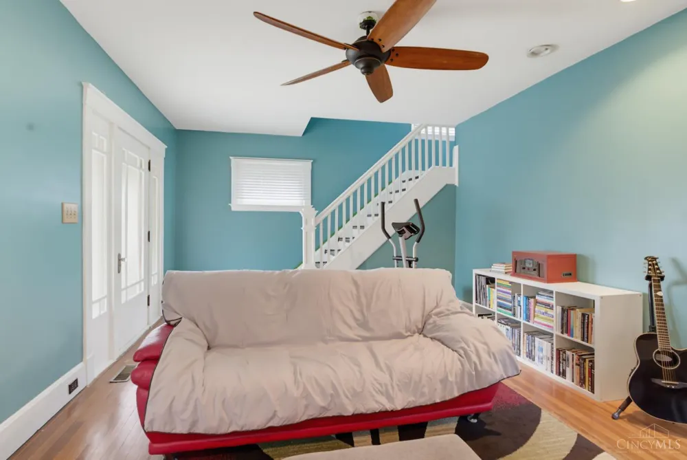 3918 Delmar Avenue Cheviot, OH 45211