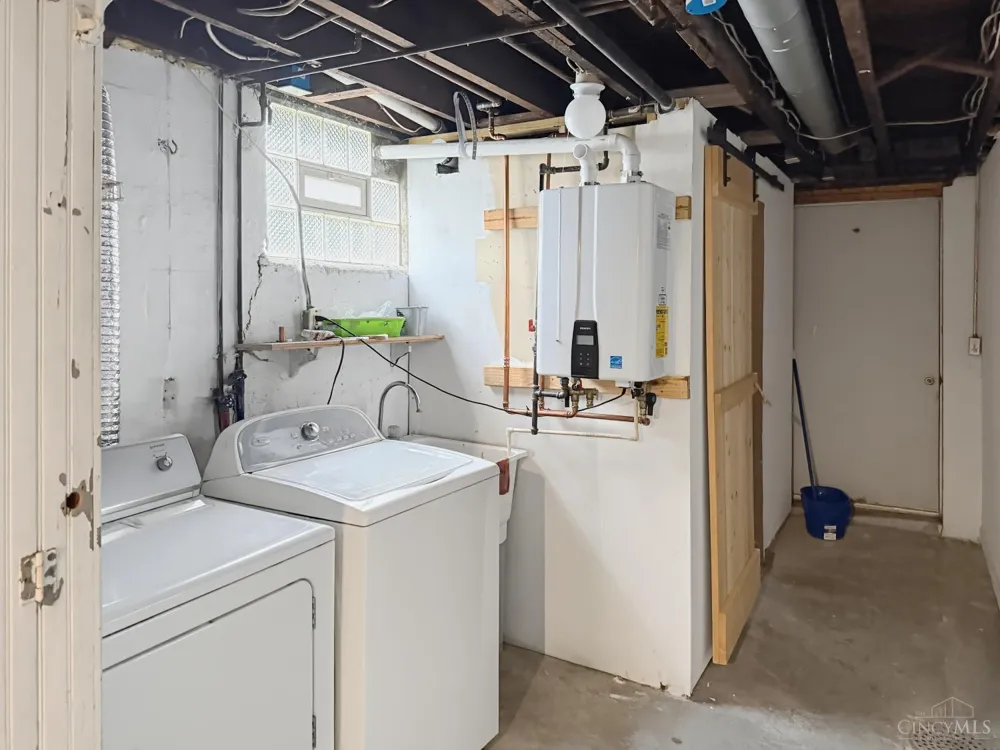 3918 Delmar Avenue Cheviot, OH 45211