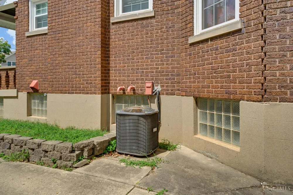 3918 Delmar Avenue Cheviot, OH 45211