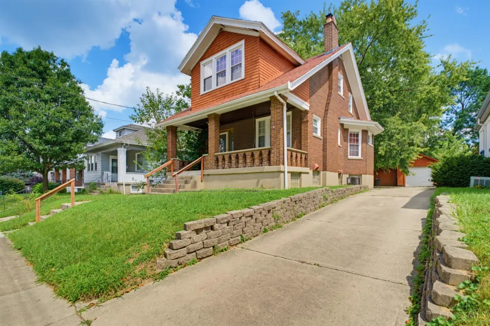 3918 Delmar Avenue Cheviot, OH 45211