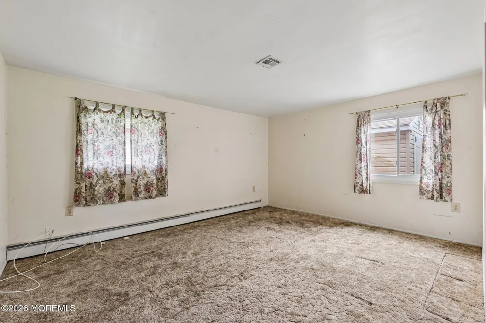 93 Hyannis Street Toms River, NJ 08757