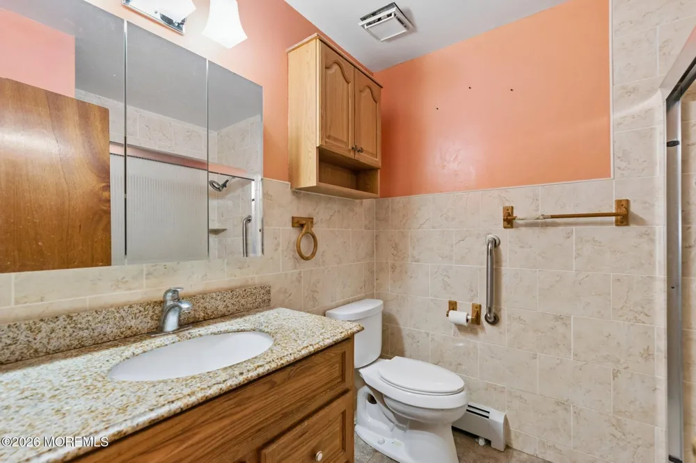 93 Hyannis Street Toms River, NJ 08757