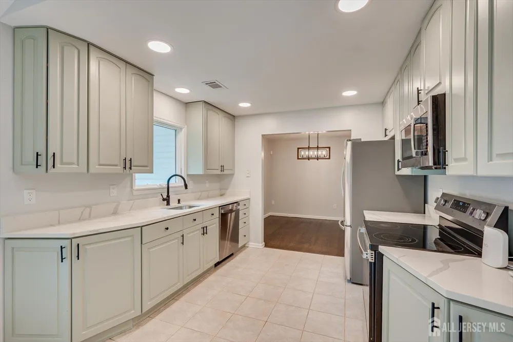 58 Pleasant Valley Road Old Bridge, NJ 08857