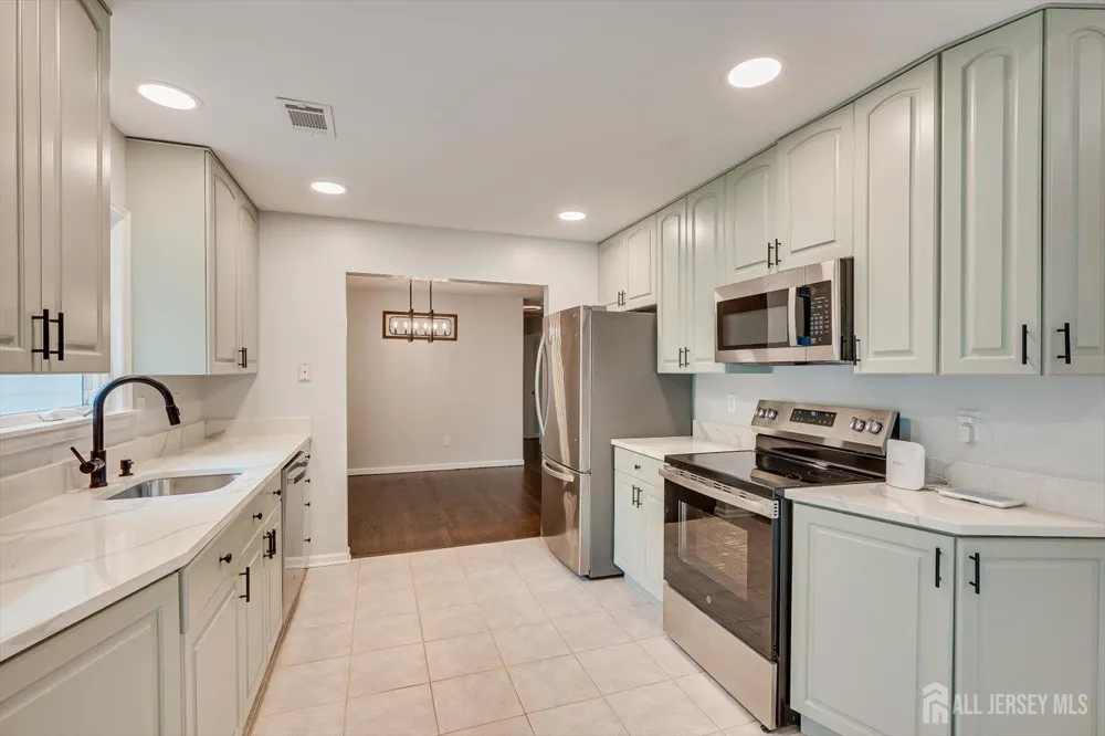58 Pleasant Valley Road Old Bridge, NJ 08857
