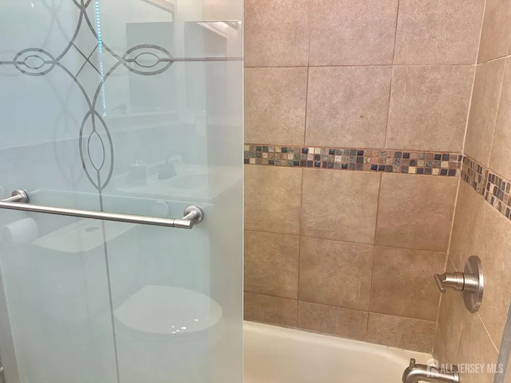 35 Clay Street North Brunswick, NJ 08902