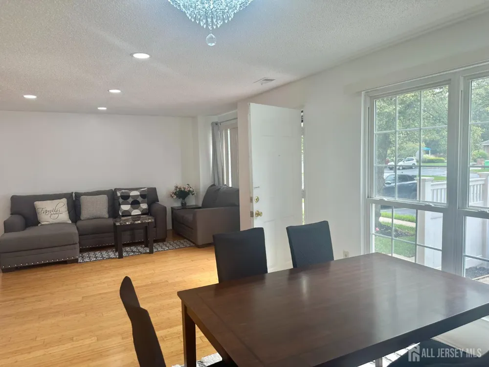 35 Clay Street North Brunswick, NJ 08902