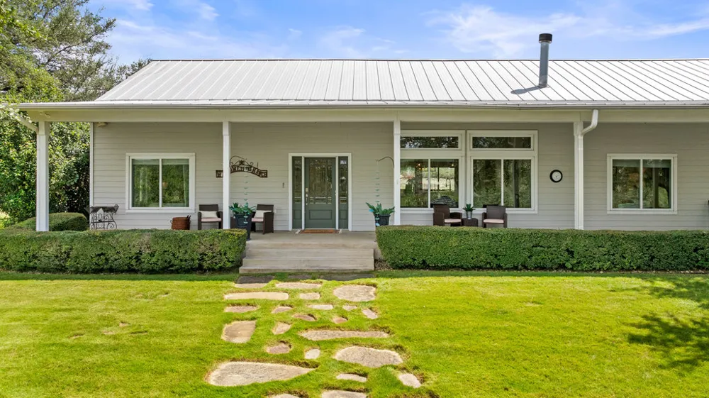 4607 R O DRIVE Spicewood, TX 78669