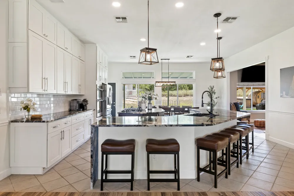 4607 R O DRIVE Spicewood, TX 78669