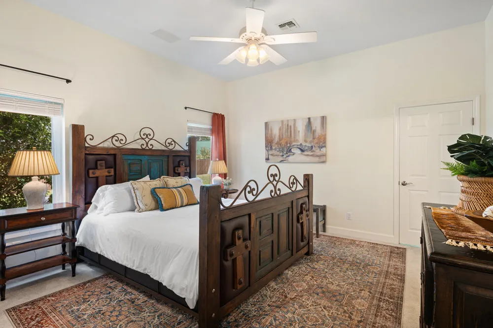 4607 R O DRIVE Spicewood, TX 78669