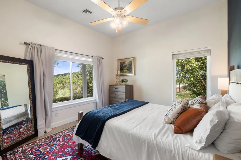 4607 R O DRIVE Spicewood, TX 78669