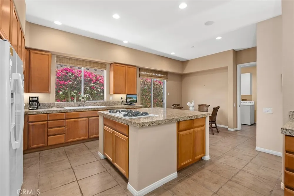 1228 Verdugo Palm Springs, CA 92262