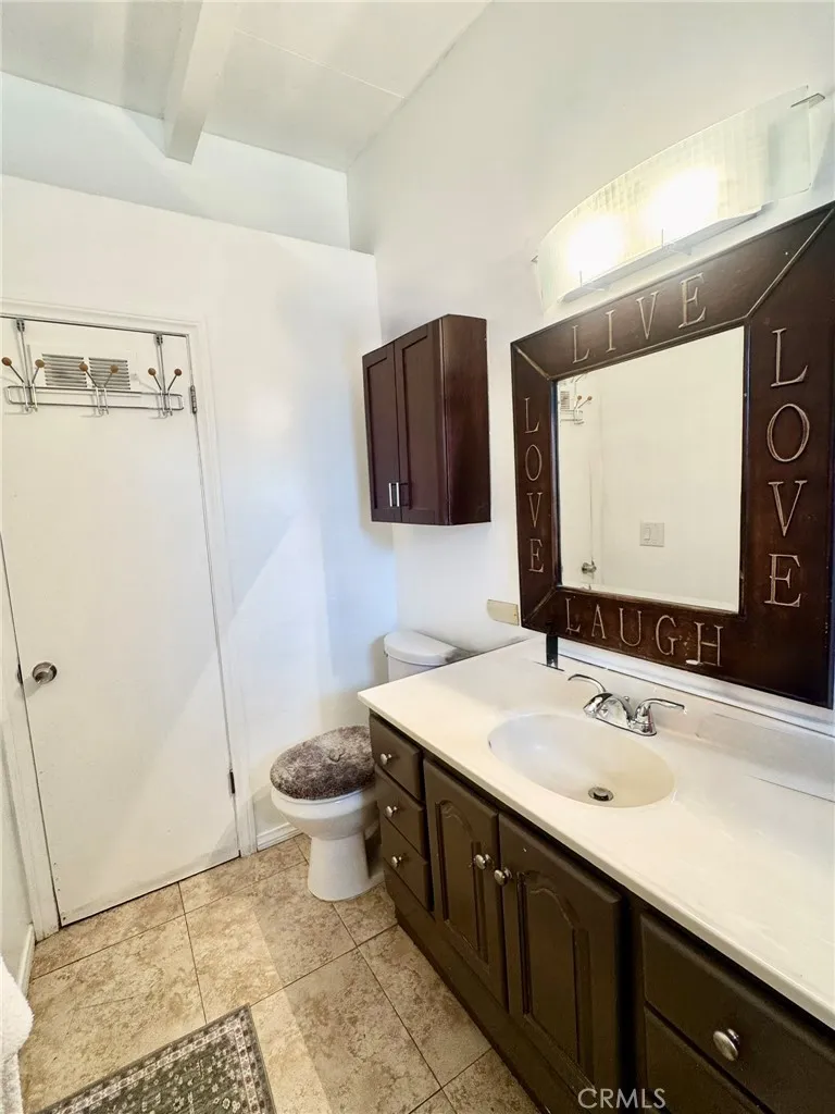 68670 Iroquois Cathedral City, CA 92234