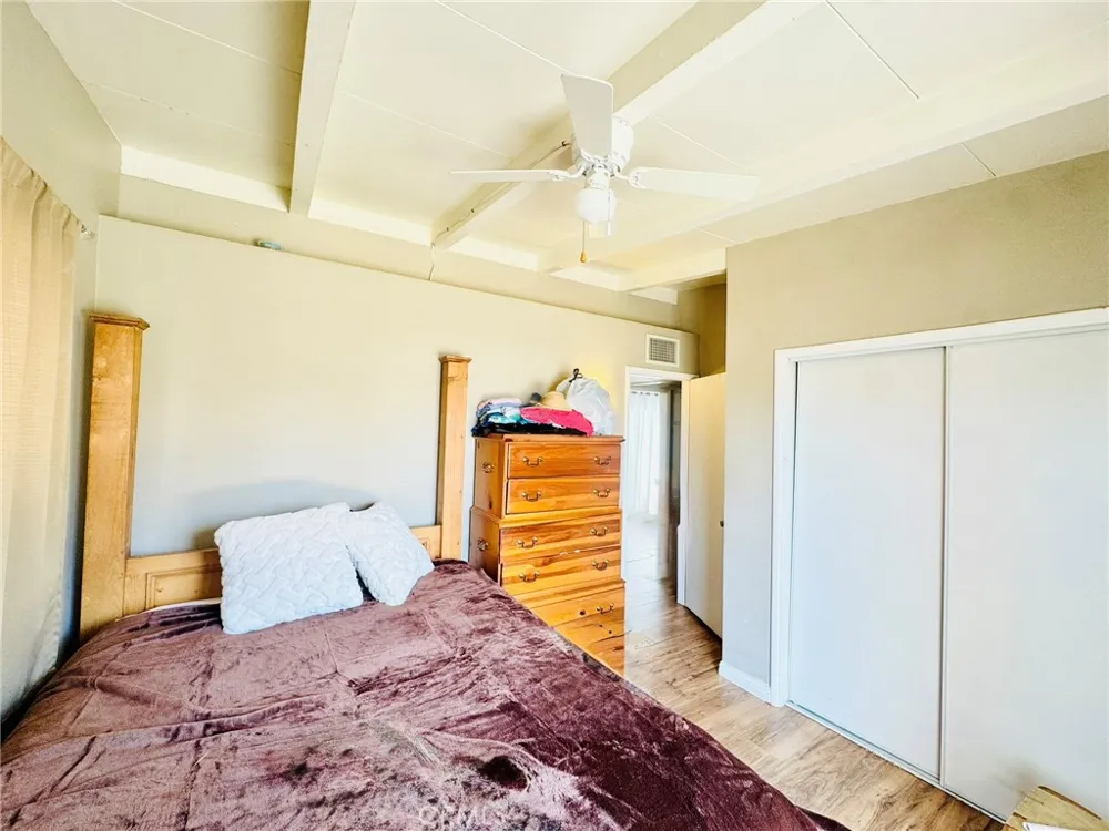 68670 Iroquois Cathedral City, CA 92234