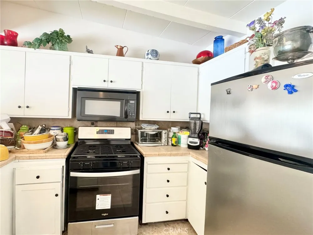 68670 Iroquois Cathedral City, CA 92234