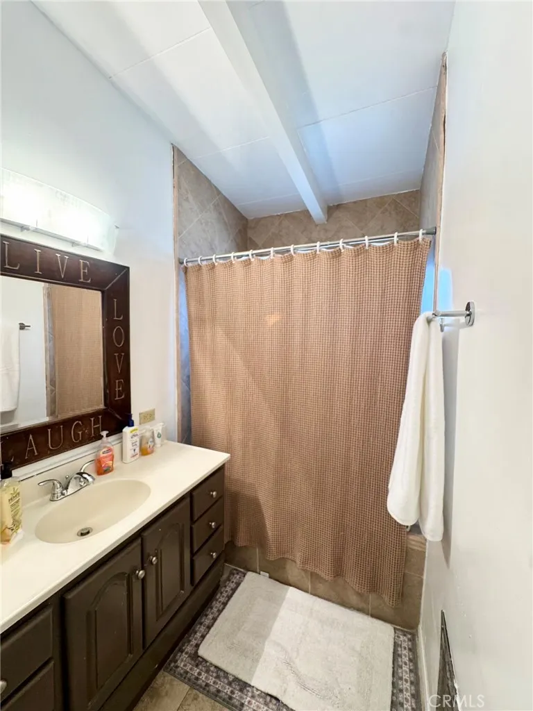 68670 Iroquois Cathedral City, CA 92234