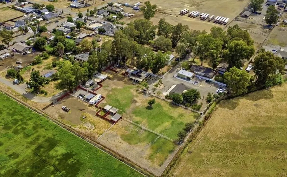 13400 Second Street Los Banos, CA 93635