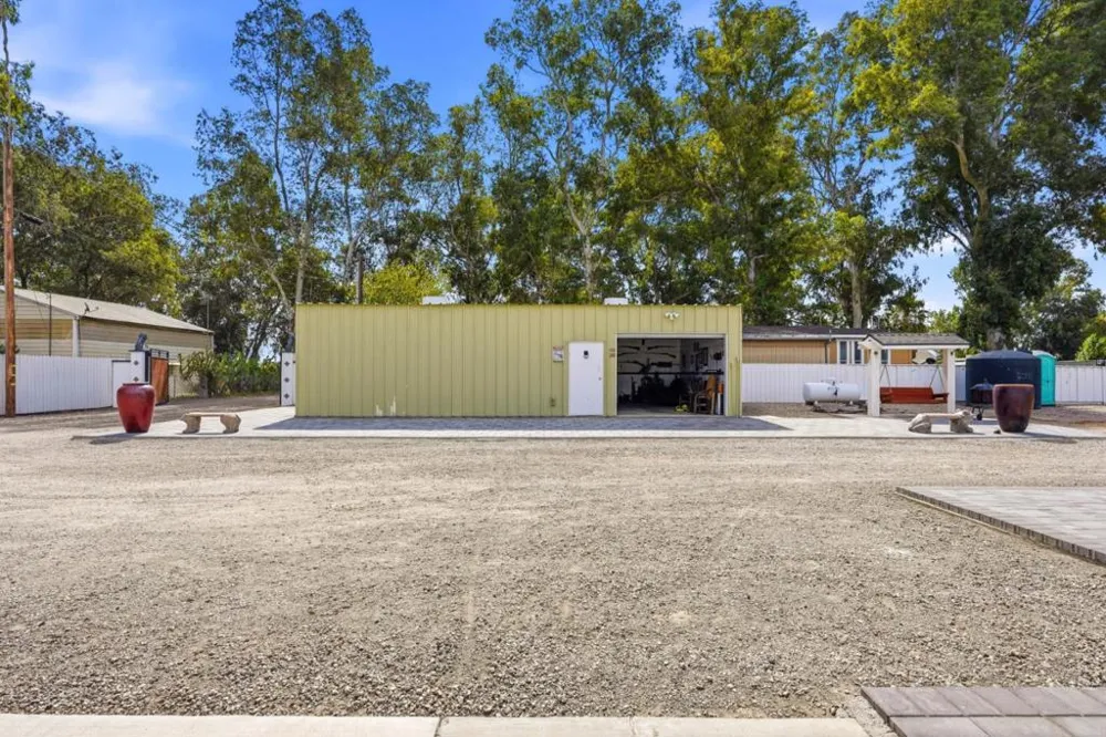 13400 Second Street Los Banos, CA 93635