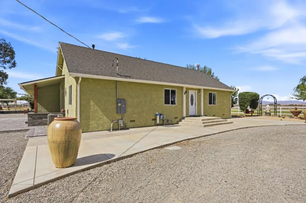 13400 Second Street Los Banos, CA 93635