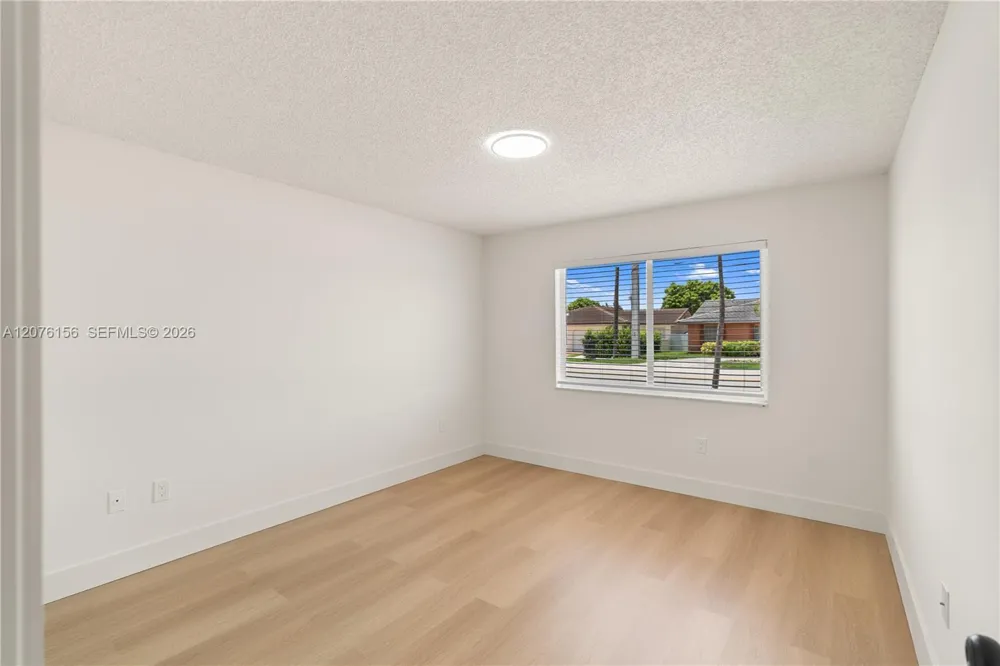 1201 SW 142nd Ave Miami, FL 33184
