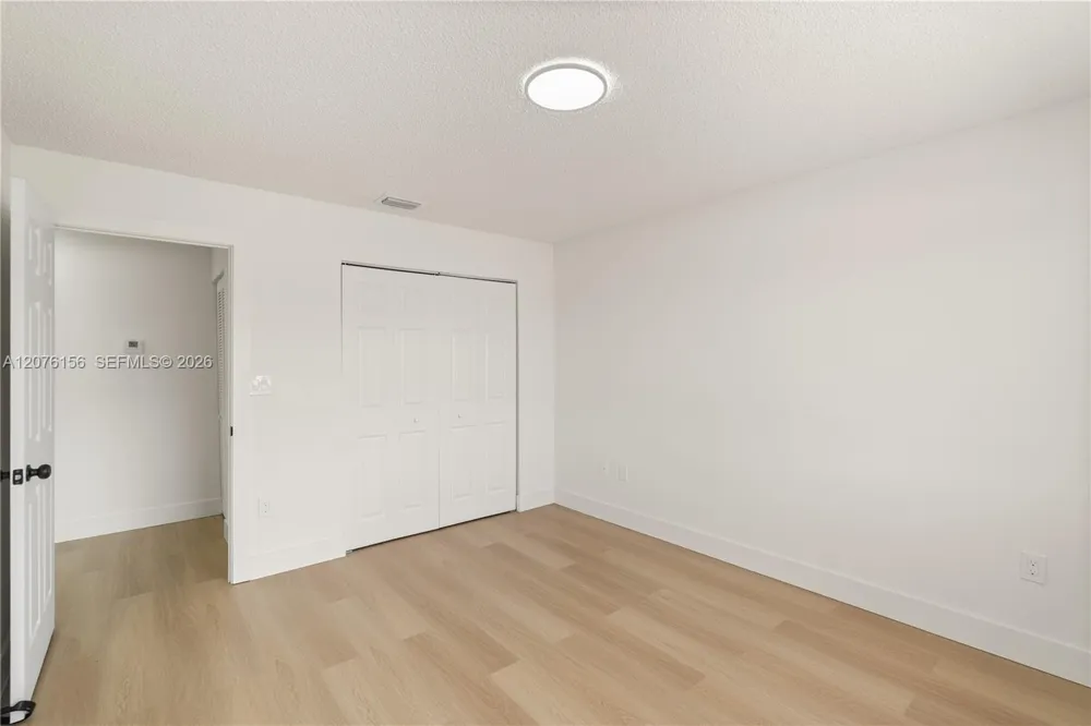 1201 SW 142nd Ave Miami, FL 33184