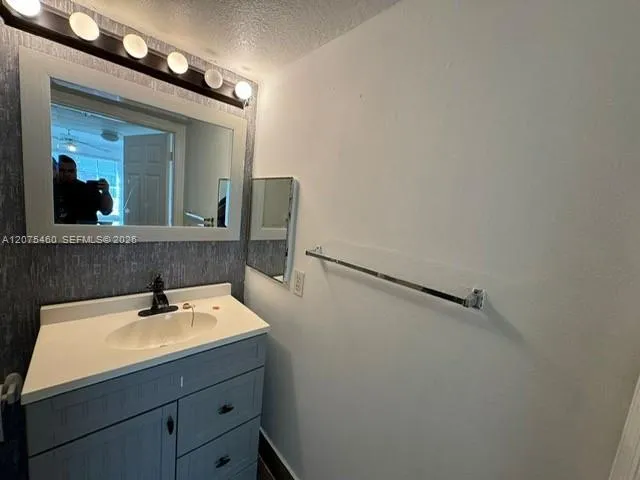 9962 Twin Lakes Dr #7-p Coral Springs, FL 33071