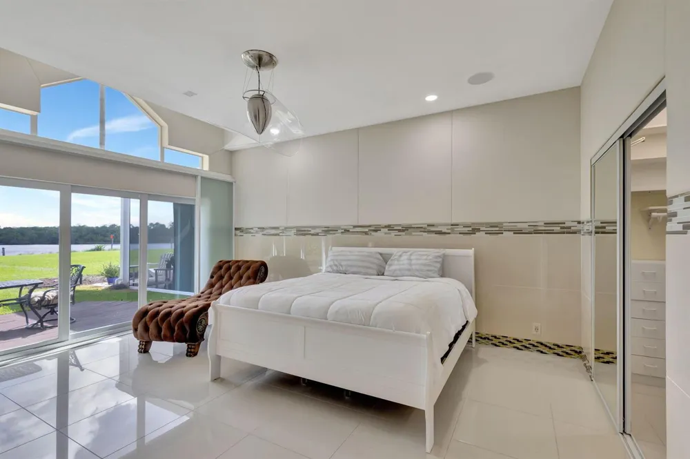 16334 PORT DICKINSON DRIVE Jupiter, FL 33477