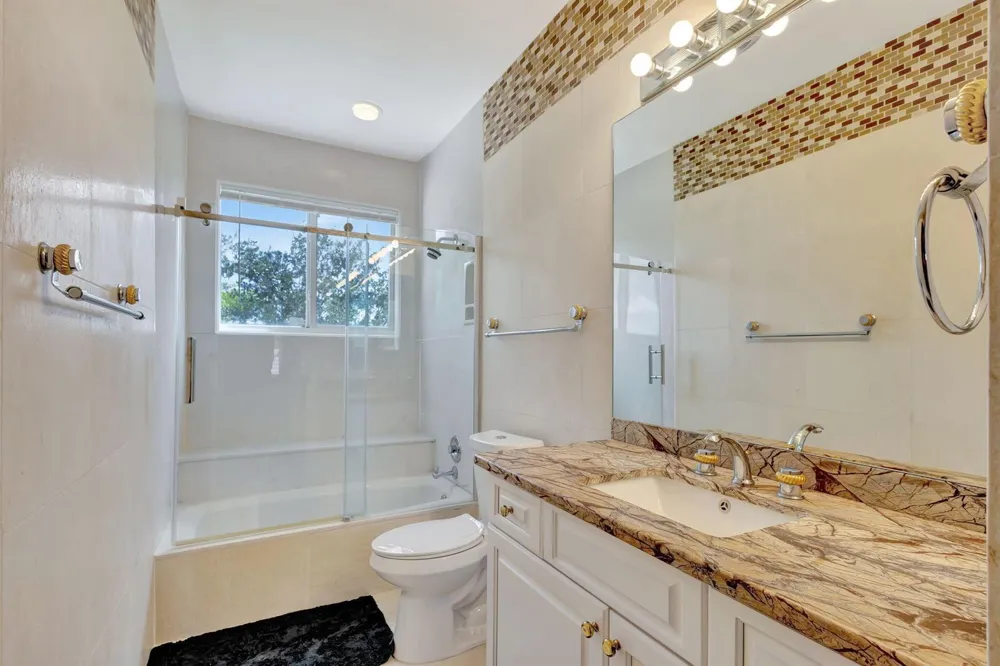16334 PORT DICKINSON DRIVE Jupiter, FL 33477