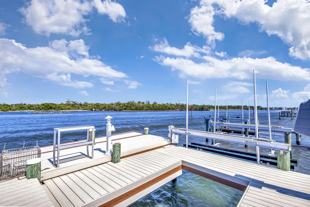 16334 PORT DICKINSON DRIVE Jupiter, FL 33477
