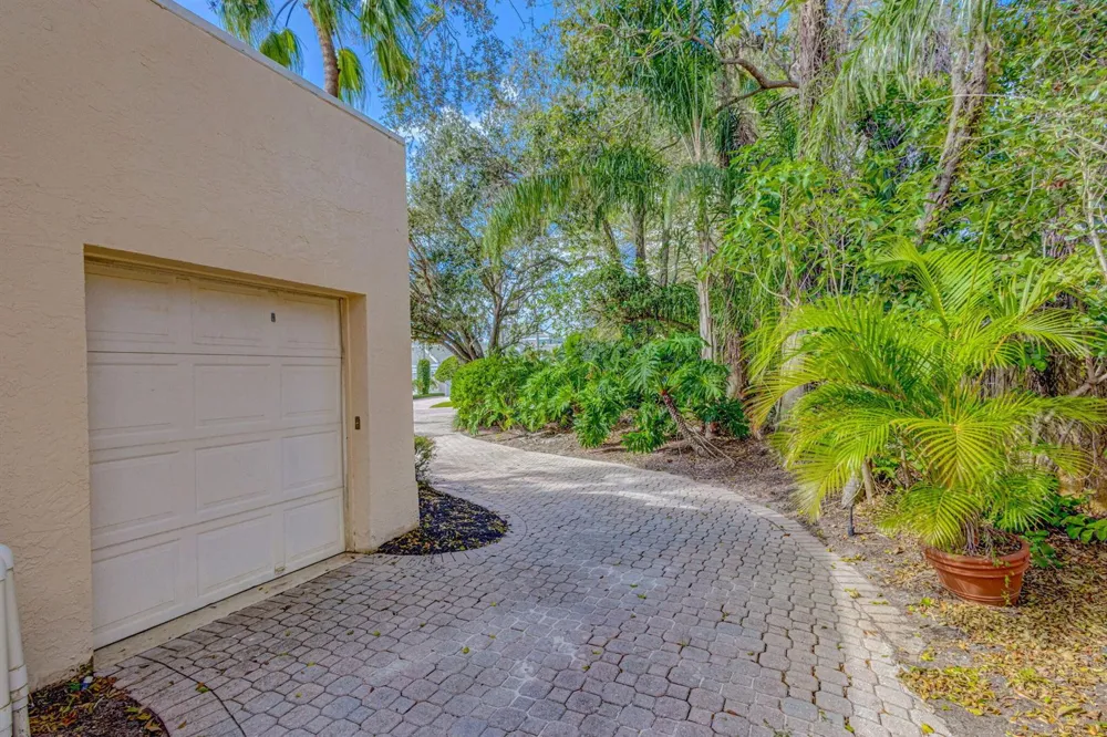 16334 PORT DICKINSON DRIVE Jupiter, FL 33477
