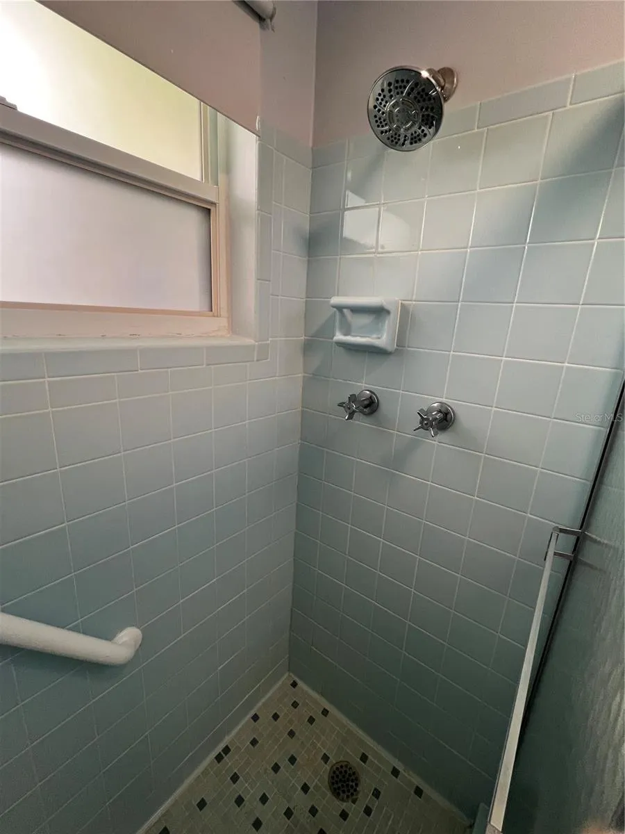 4251 100TH AVENUE Pinellas Park, FL 33782