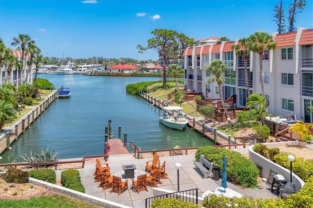 210 SANTA MARIA STREET #248 Venice, FL 34285