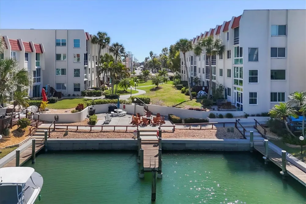 210 SANTA MARIA STREET #248 Venice, FL 34285