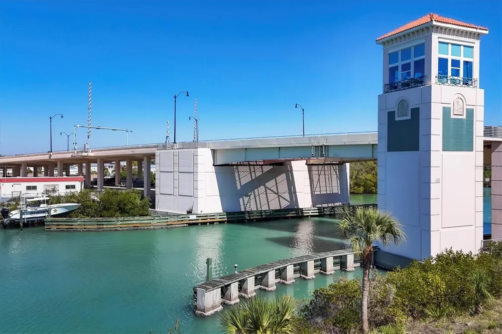 210 SANTA MARIA STREET #248 Venice, FL 34285