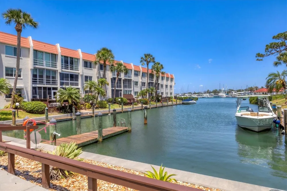 210 SANTA MARIA STREET #248 Venice, FL 34285