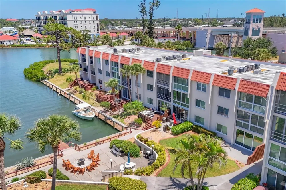 210 SANTA MARIA STREET #248 Venice, FL 34285