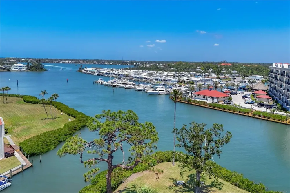 210 SANTA MARIA STREET #248 Venice, FL 34285