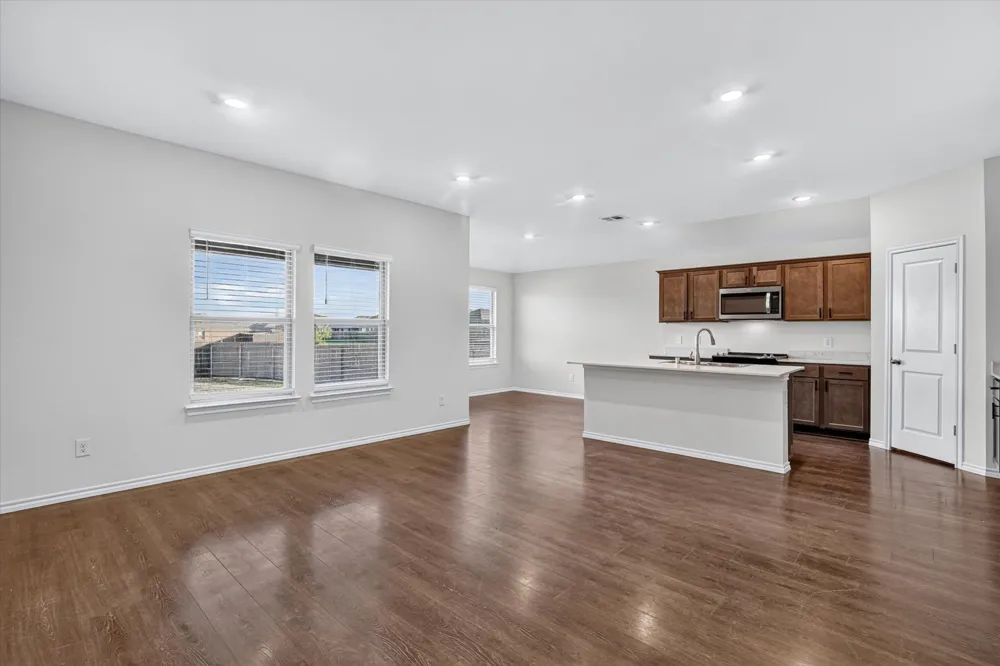 2002 Berrywood Drive Royse City, TX 75189