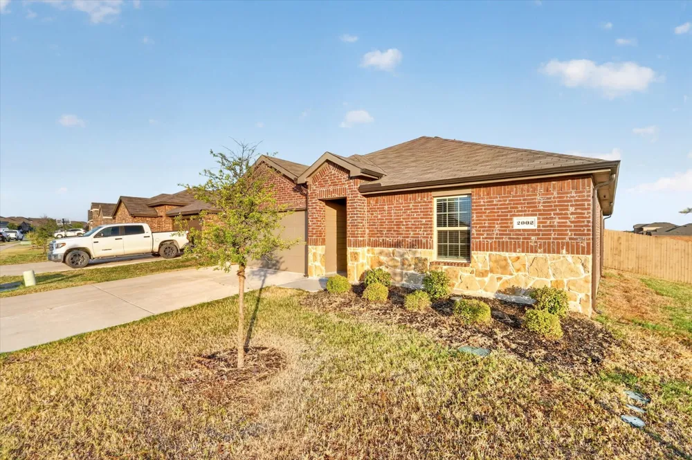 2002 Berrywood Drive Royse City, TX 75189