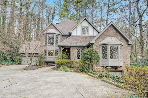 1701 Trotters Lane