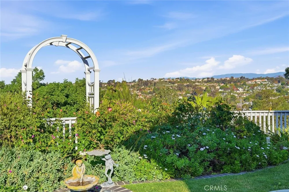 1816 E Pointe Carlsbad, CA 92008