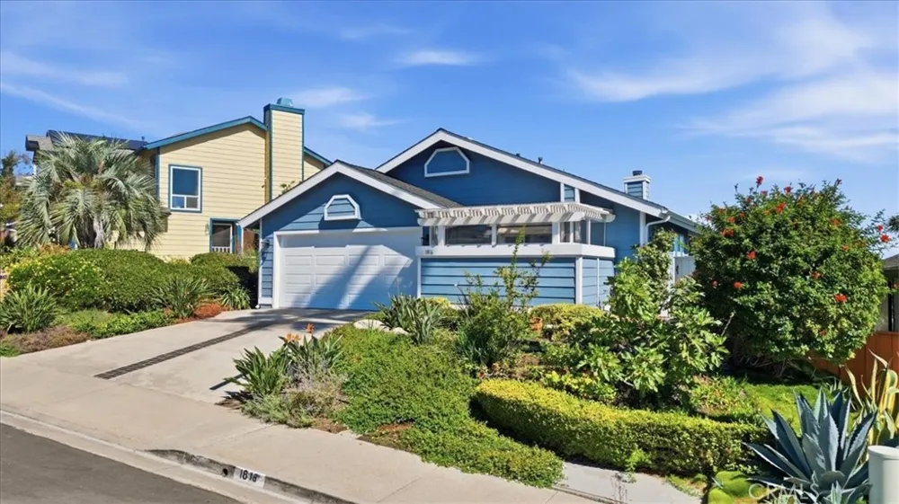 1816 E Pointe Carlsbad, CA 92008