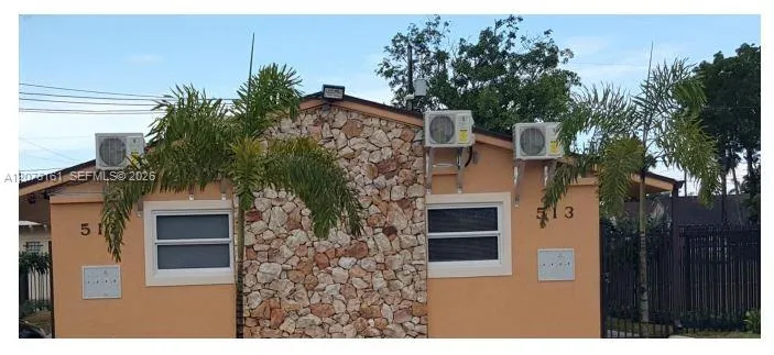513 SW 6th Ave #6 Homestead, FL 33030