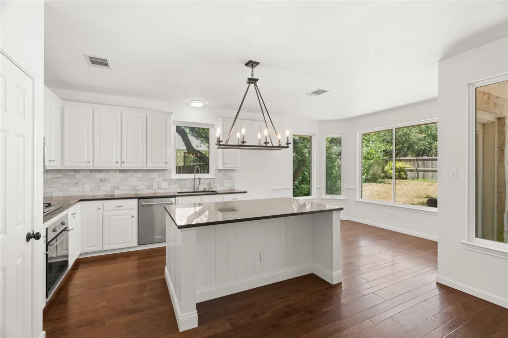 4027 Sable Oaks Drive Round Rock, TX 78664