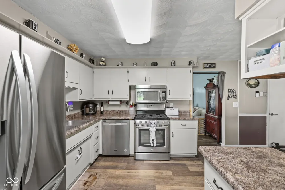 1128 E School Street Anderson, IN 46012