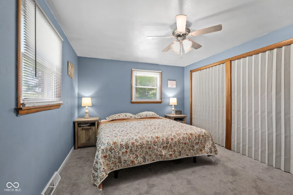 1128 E School Street Anderson, IN 46012
