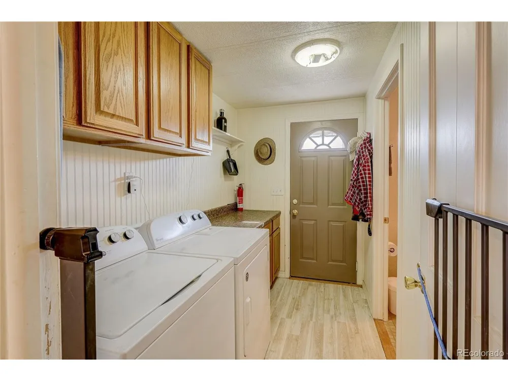 1250 County Road 166 Elizabeth, CO 80107